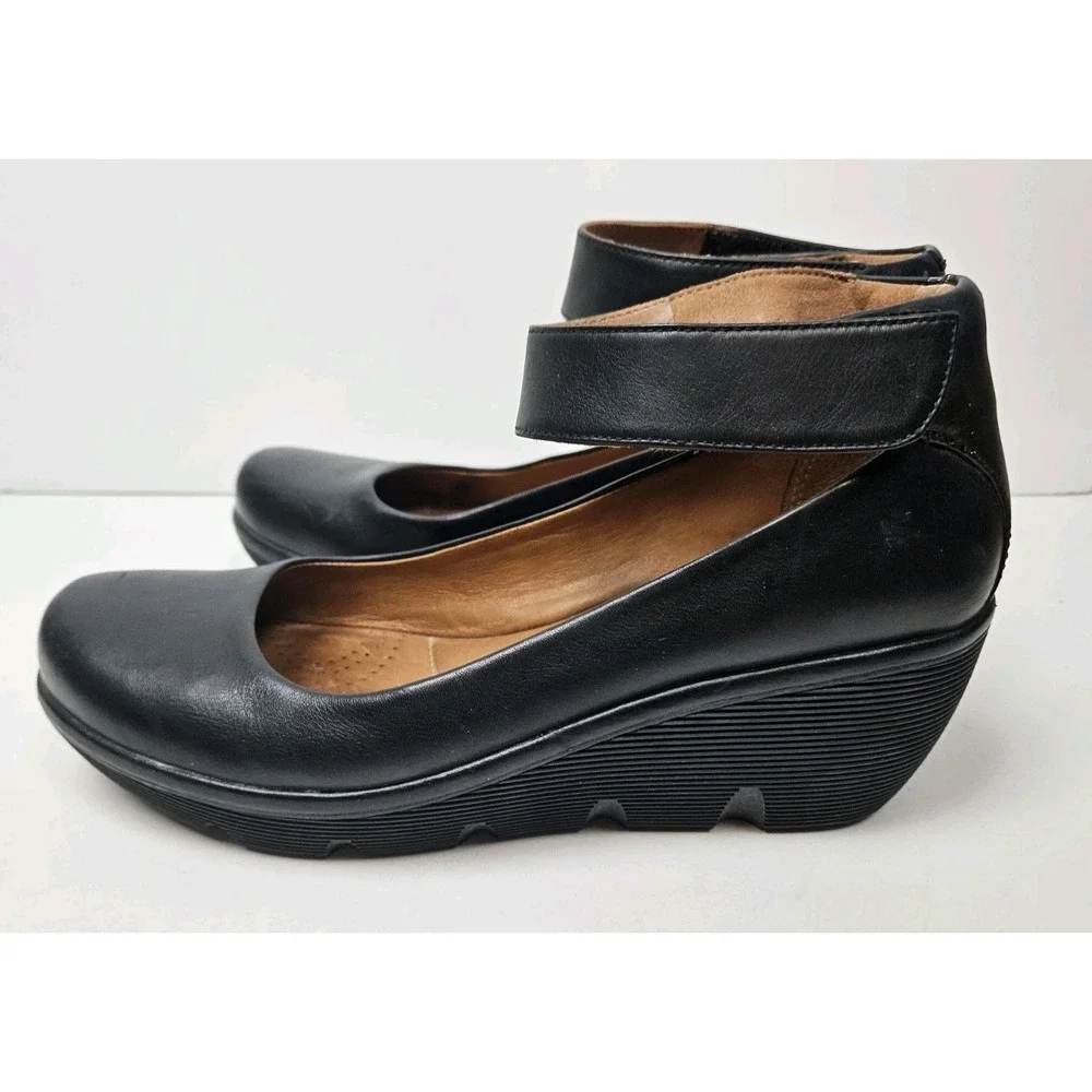 Clarks Black Clarene Tide Platform Wedge Shoes 9.5 Pumps Ankle Straps Leather